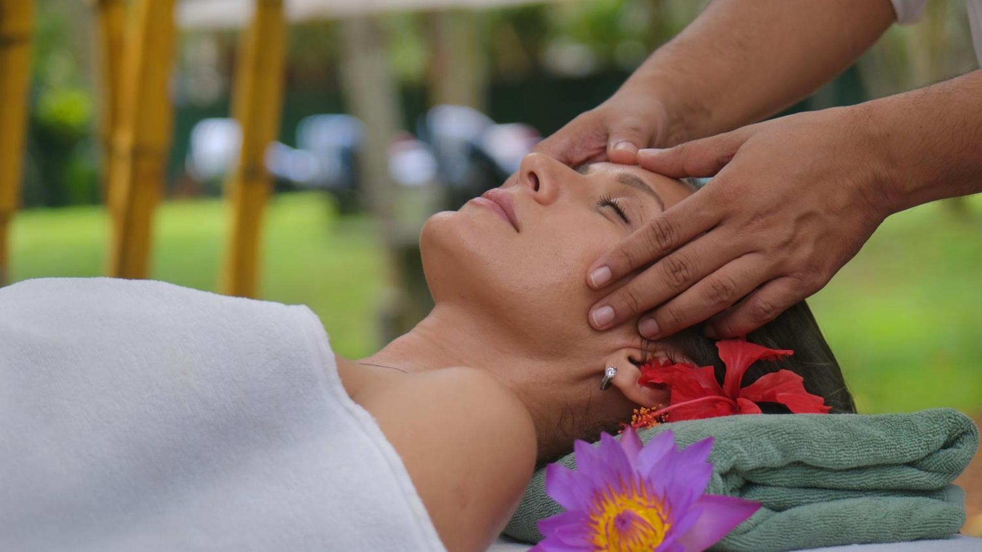 Chandra Villa Ayurveda Resort เบนโตตา ภายนอก รูปภาพ
