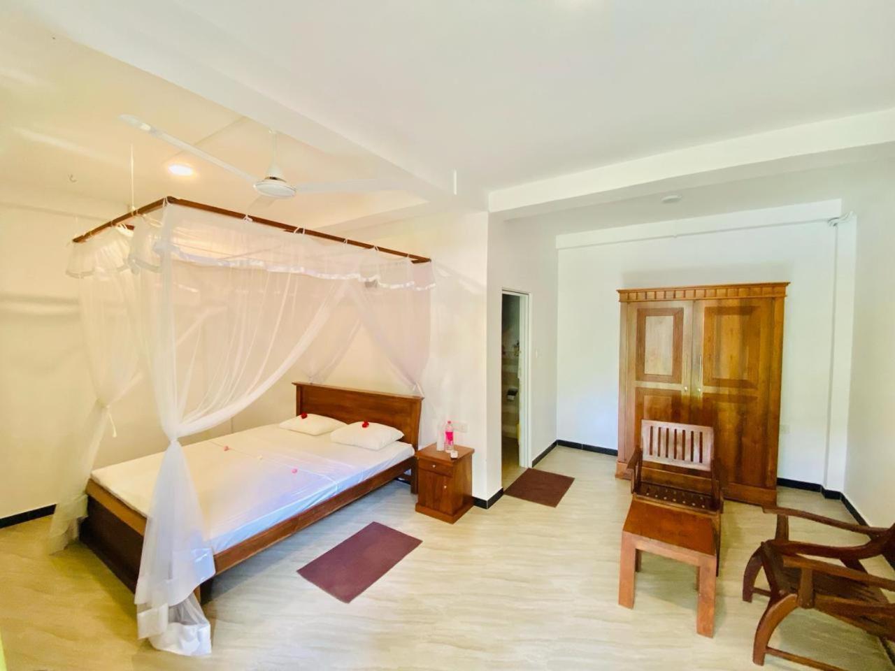 Chandra Villa Ayurveda Resort เบนโตตา ภายนอก รูปภาพ